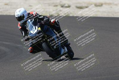 media/Sep-21-2025-TrackDaz (Sun) [[277c75b276]]/C Group/1140pm (Turn 3)/